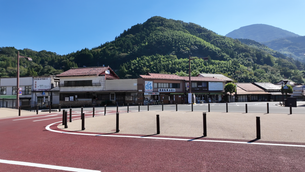 津和野城，津和野車站站前