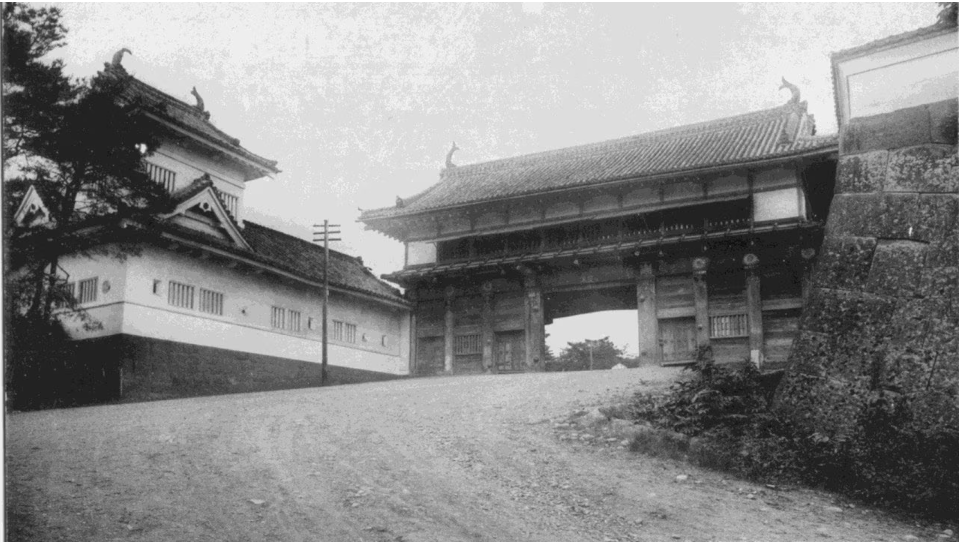 仙台城大手門在被燒毀前的照片，約1925-1935 年